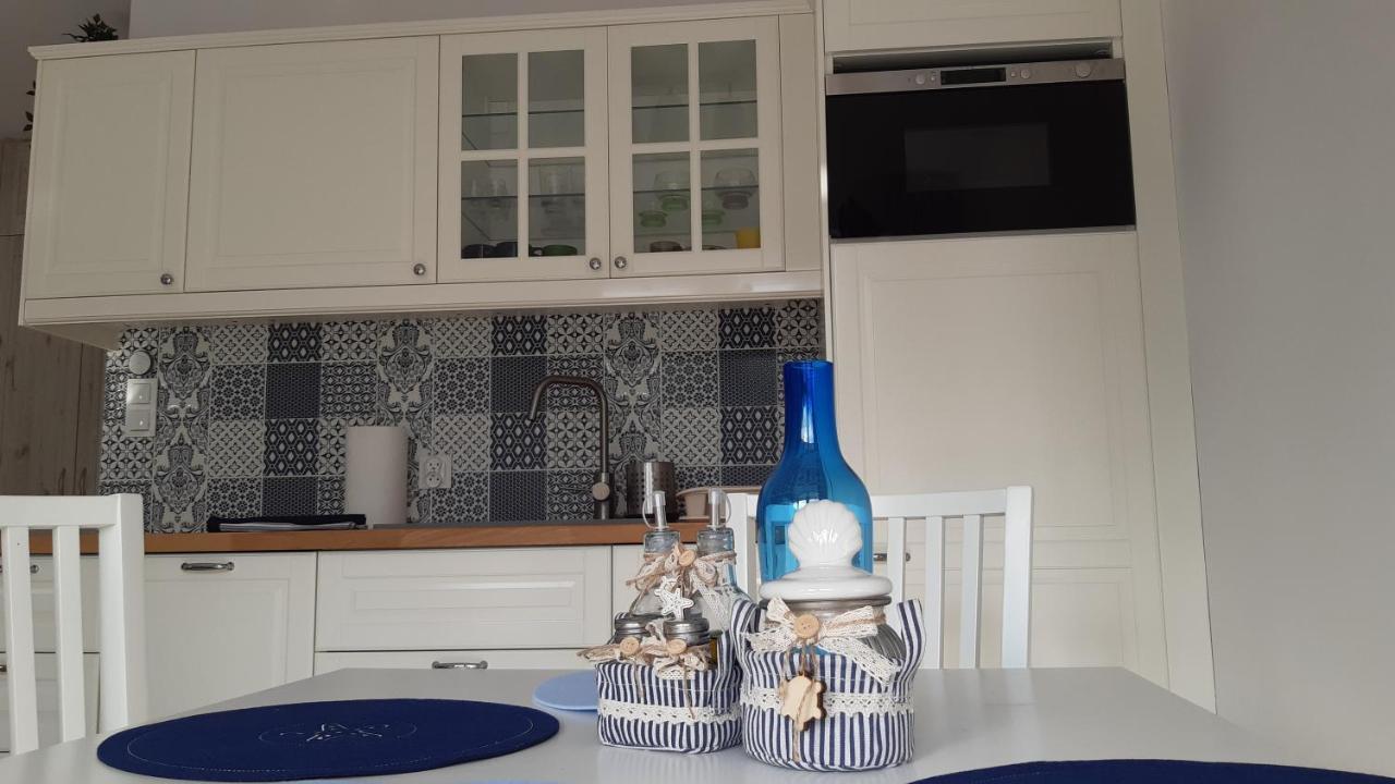 Апартаменты Apartament Biala Foczka Стегна Экстерьер фото